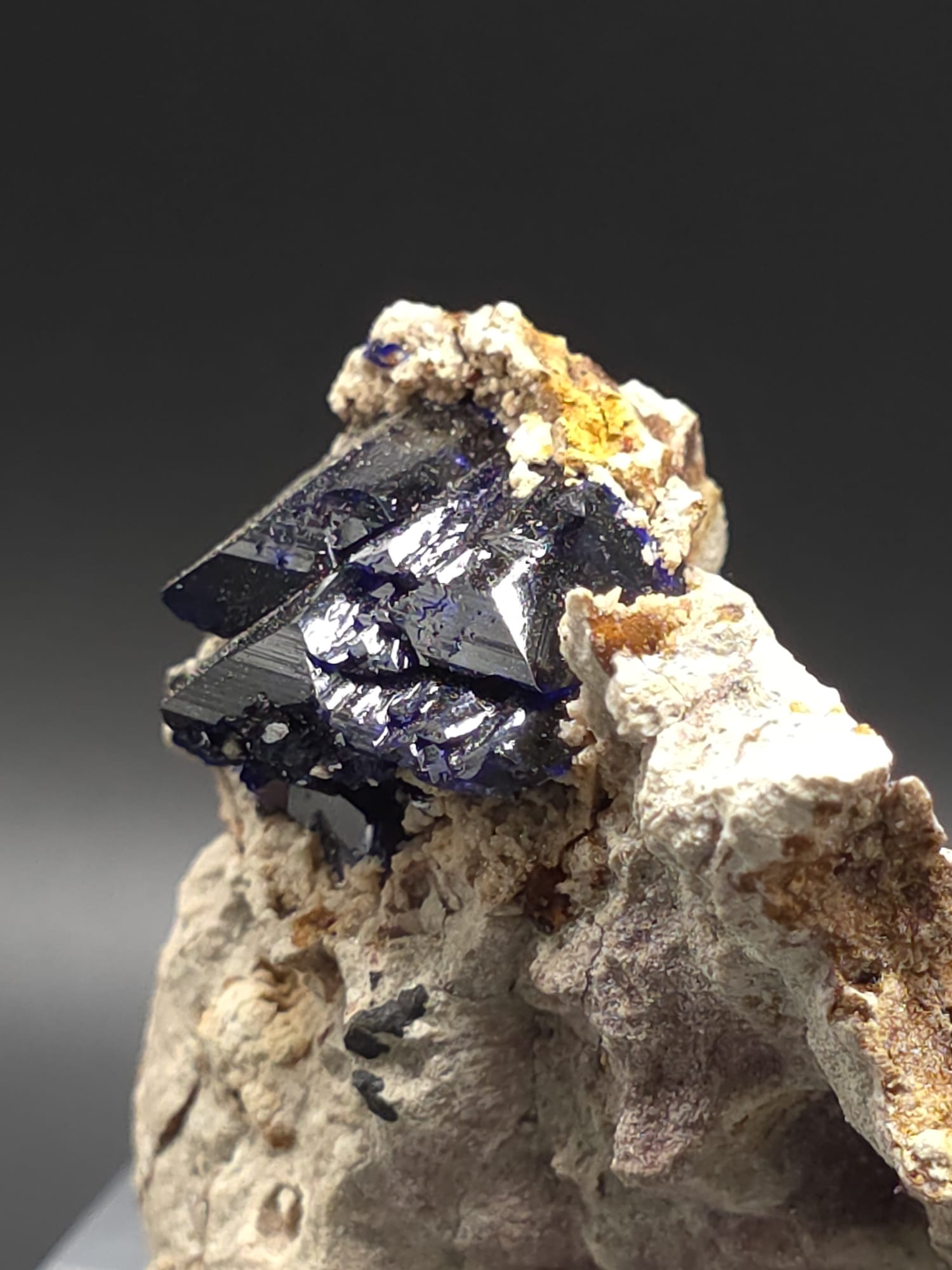 Azurite du Maroc – macro cristaux lustre adamantin