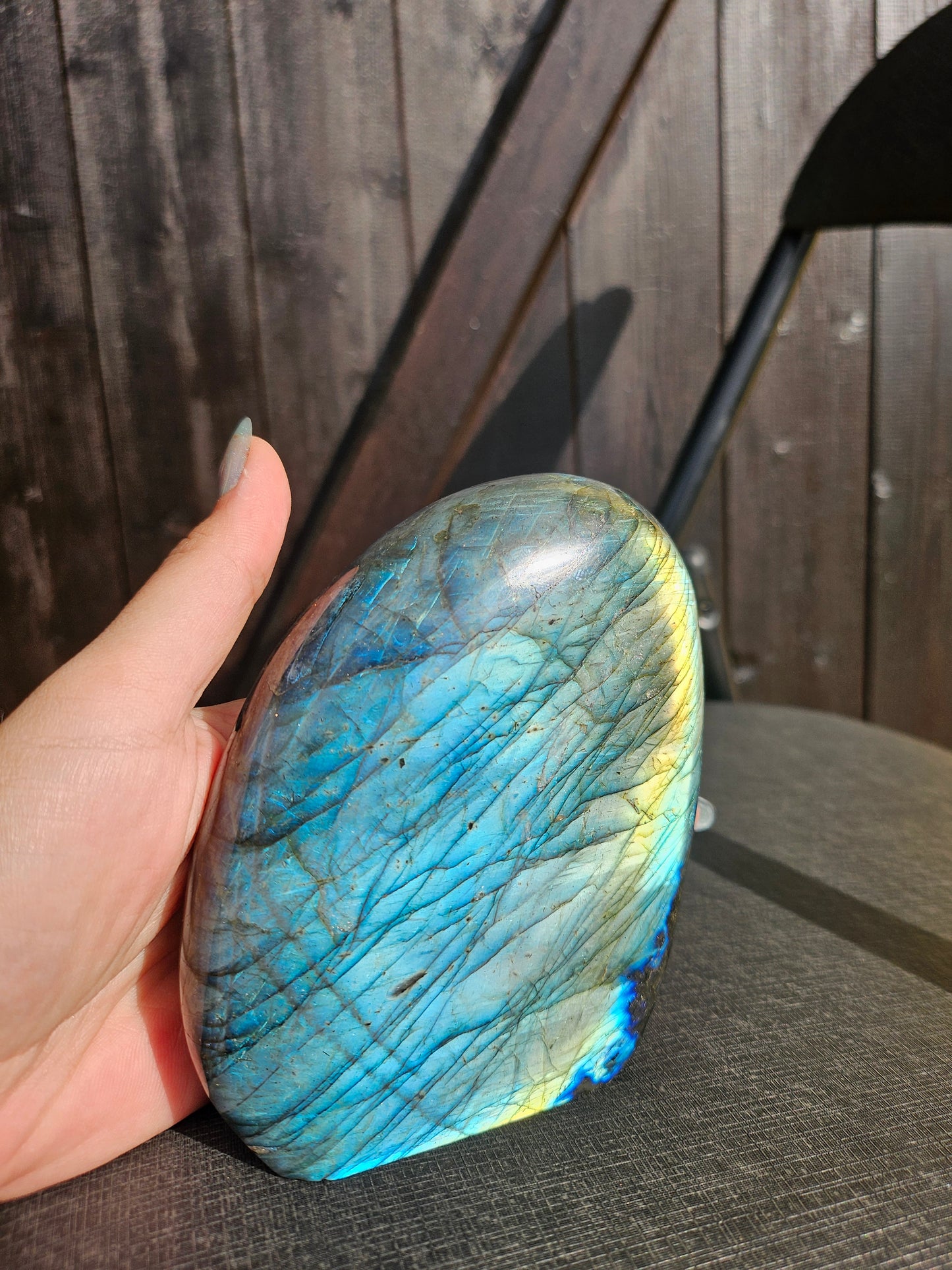 Labradorite forme libre