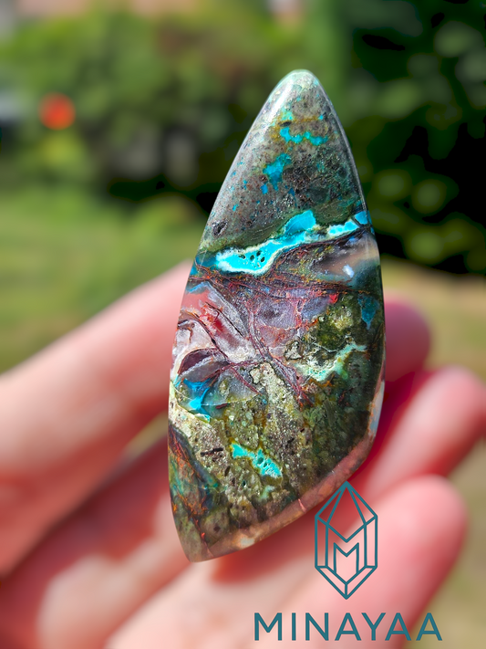 Pendentif en Cuivre et Chrysocolle dans Calcédoine