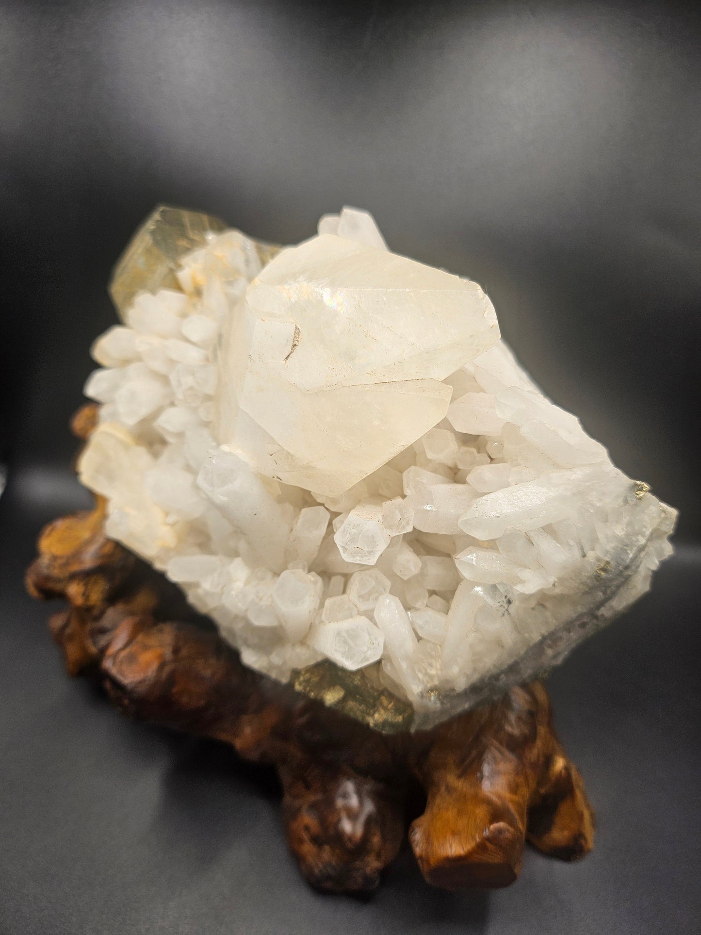 Pyrite & Calcite — Spécimen Naturel de Collection | 1,784 kg | Pièce Unique